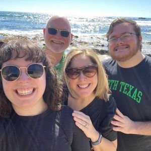 Meet your Posher, Valerie